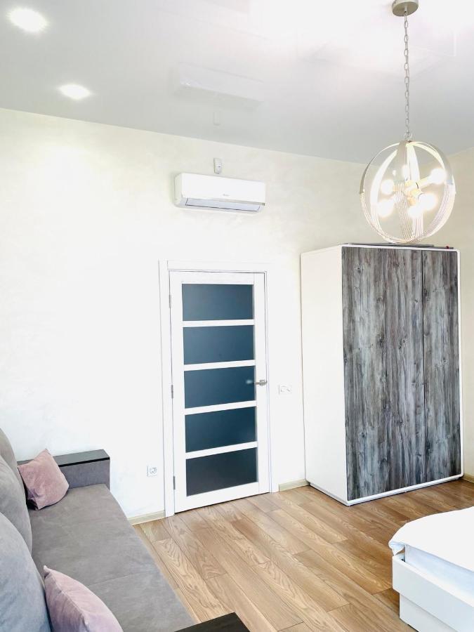 Apartment Жд Вокзал, Центр Lviv Exteriör bild