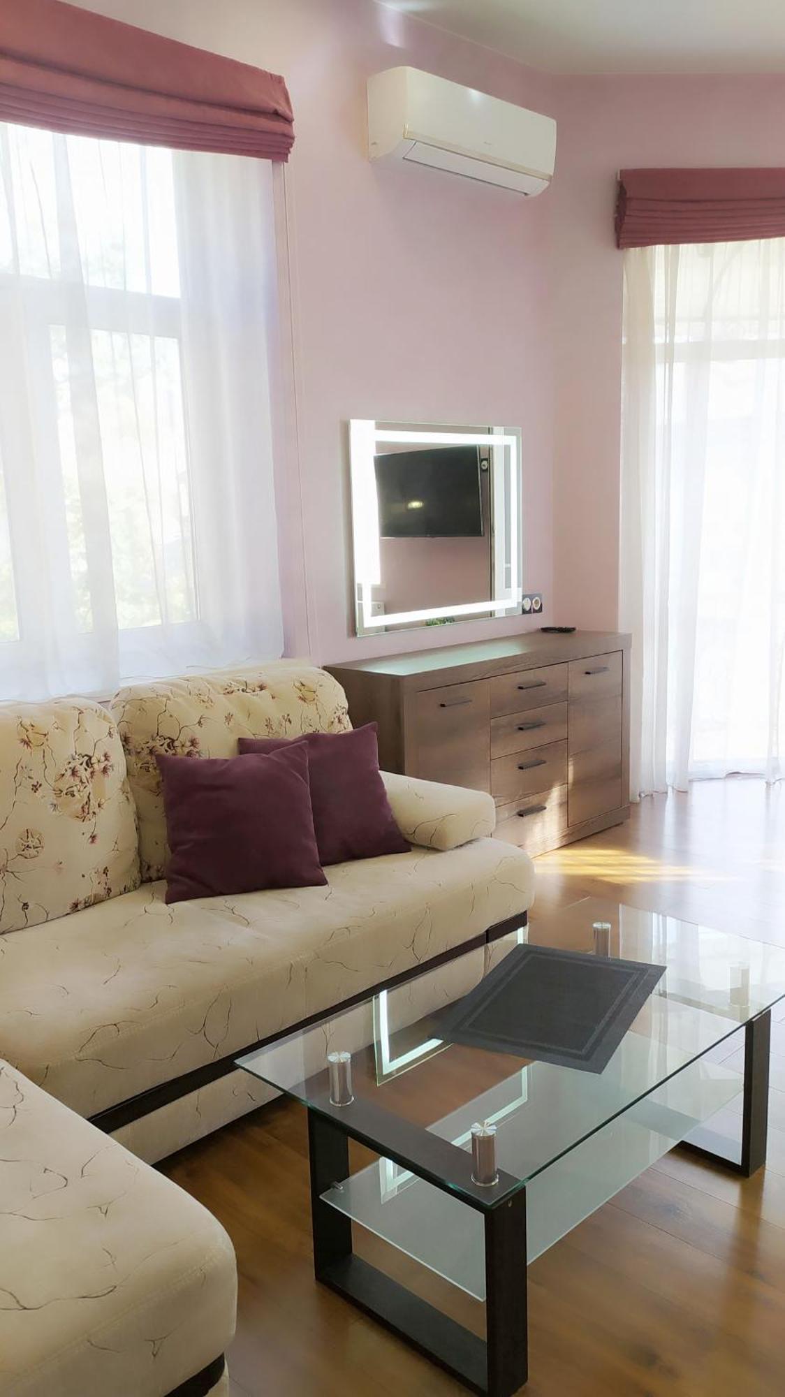 Apartment Жд Вокзал, Центр Lviv Rum bild
